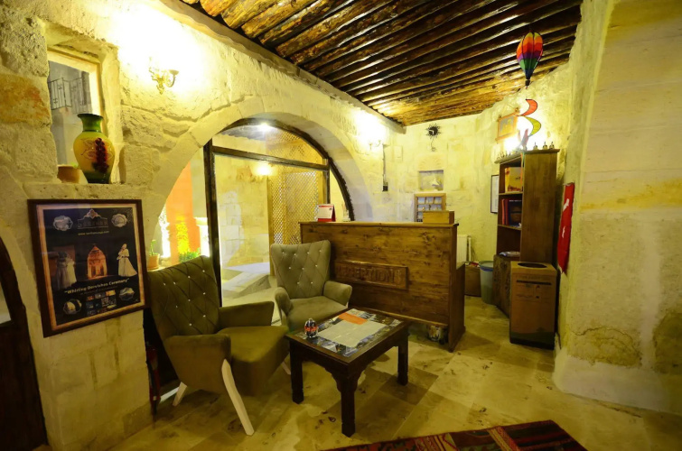 Park Cave Hotel