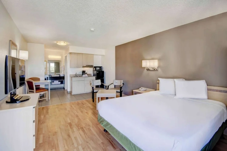Deluxe Double Suite