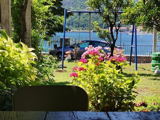 2 Bedrooms Apartment with sea view