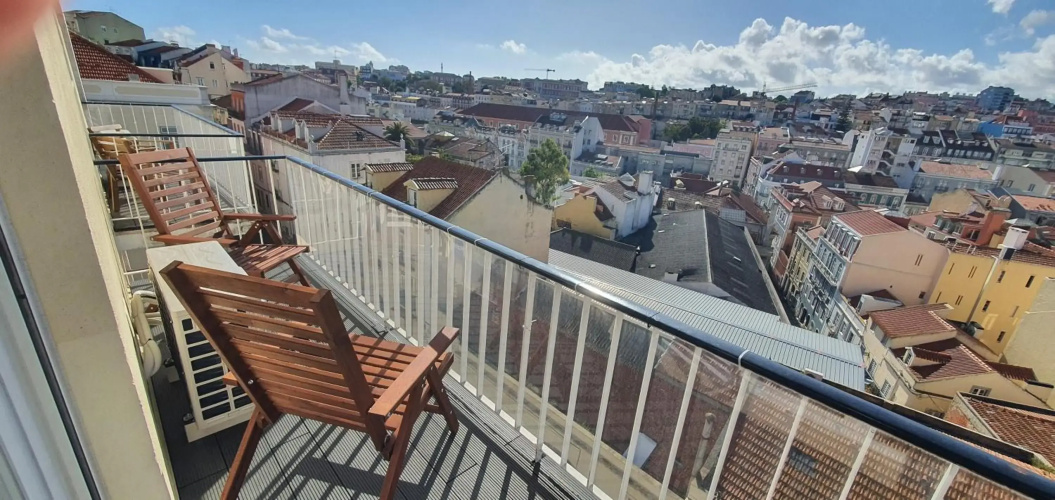 Apartment 66