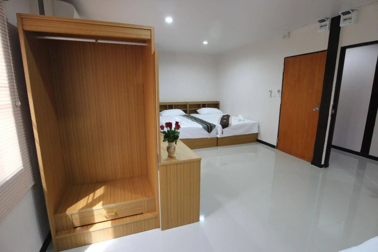 B Place Guesthouse