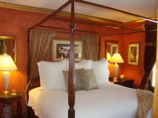 Deluxe Double Suite