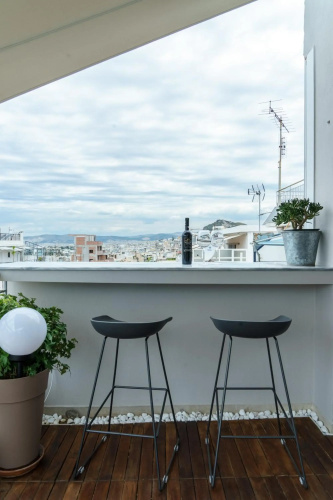Small & cosy with Acropolis & Lycabettus view