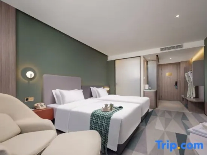 Standard Double room with view