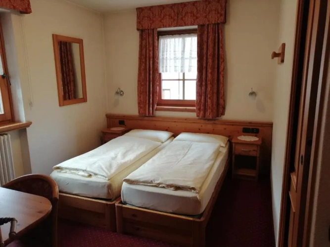 Economy Twin room