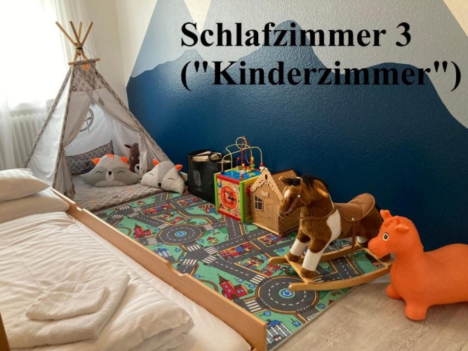 3 Bedrooms Apartment