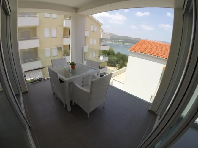 1 Bedroom Apartment with balcony and with sea view
