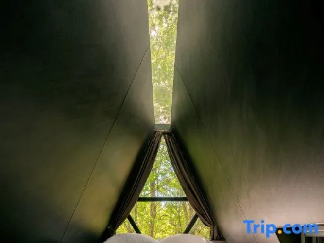 3 Bedrooms Suite with mountain view