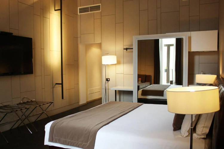 Piazza Del Gesu Luxury Suites