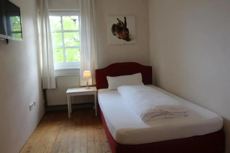 Standard Single room