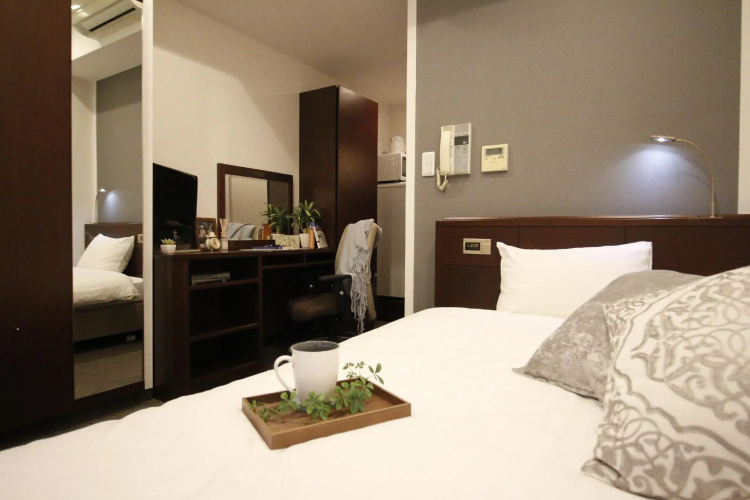 Cypress Inn Tokyo