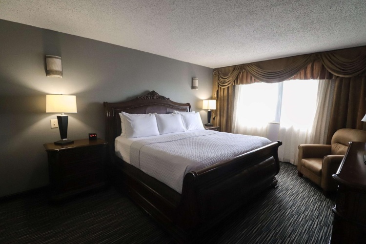 1 Bedroom Double Suite