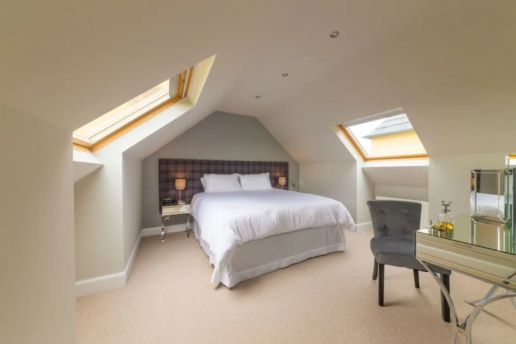 Luxury Suite