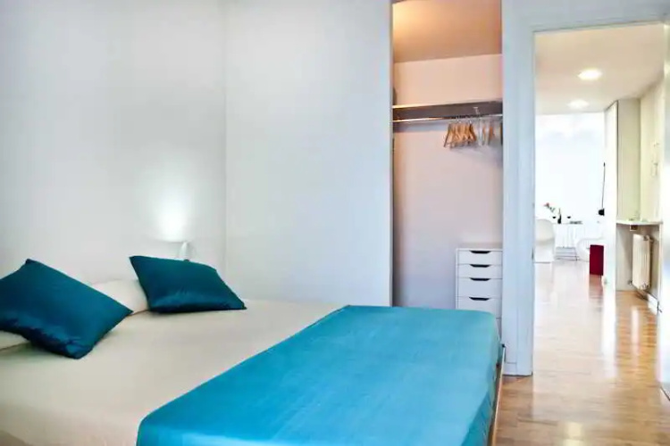 Bailen Apartment