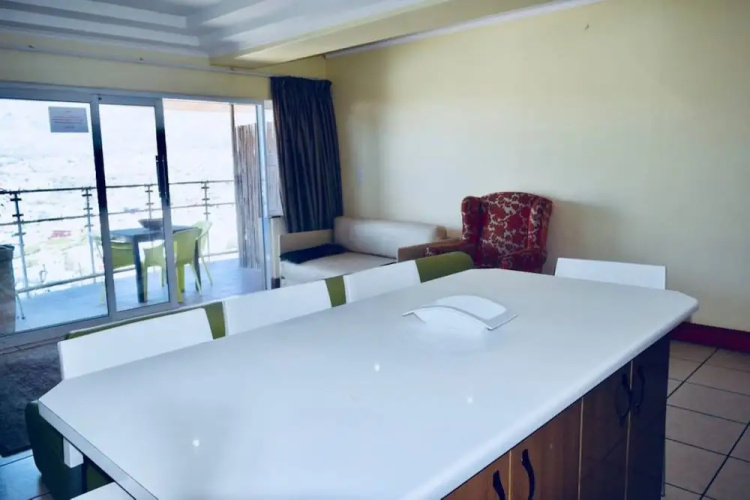 3 Bedroom House 3 Bathtoom