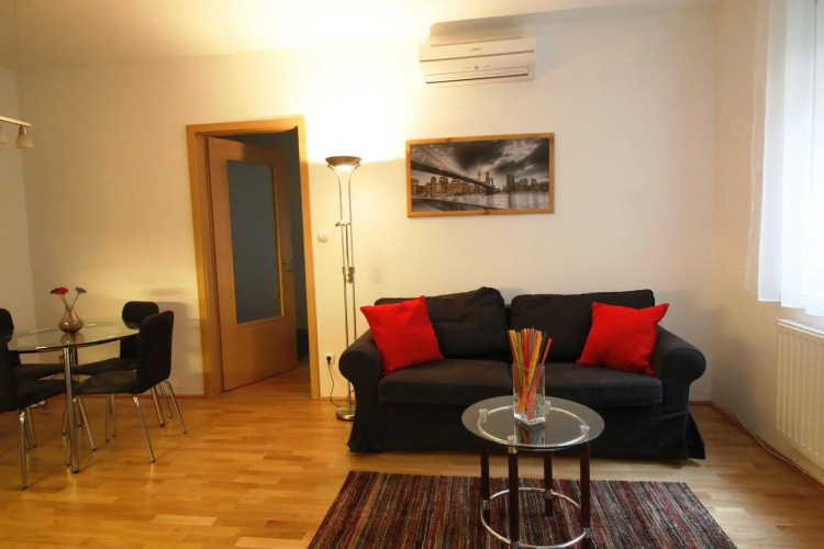 Broadway Hostel
