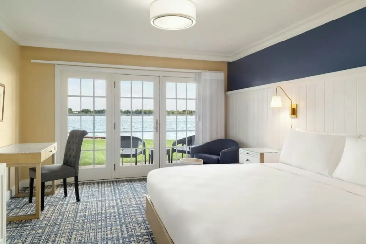 Double Suite with balcony and with river view