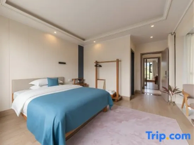 Quadruple Family Suite with view