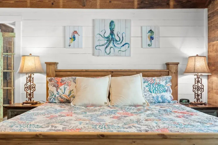 The Cozy Cottage