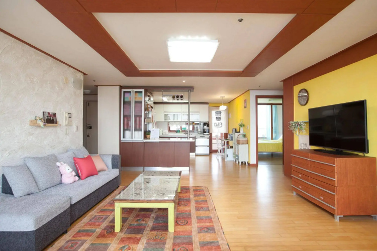LUCERE - Binny's Guesthouse 'A' type