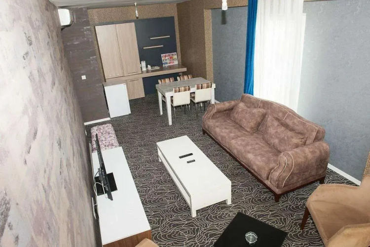 N Suites