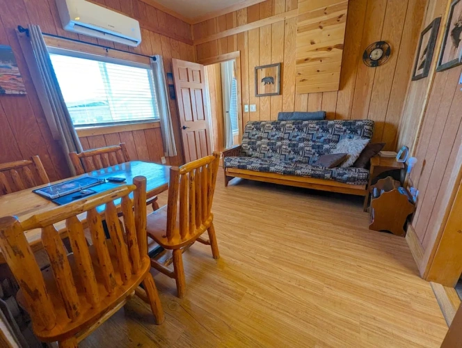 2 Bedrooms Comfort room