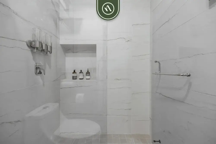 Luxury 2 BR Condo With Beachview - Rooftop Pool