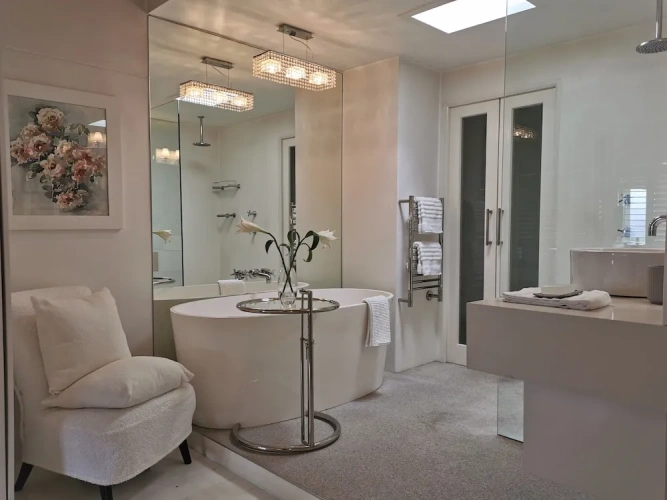 Luxury Apartment