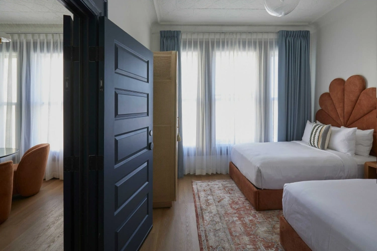 2 Bedrooms Suite
