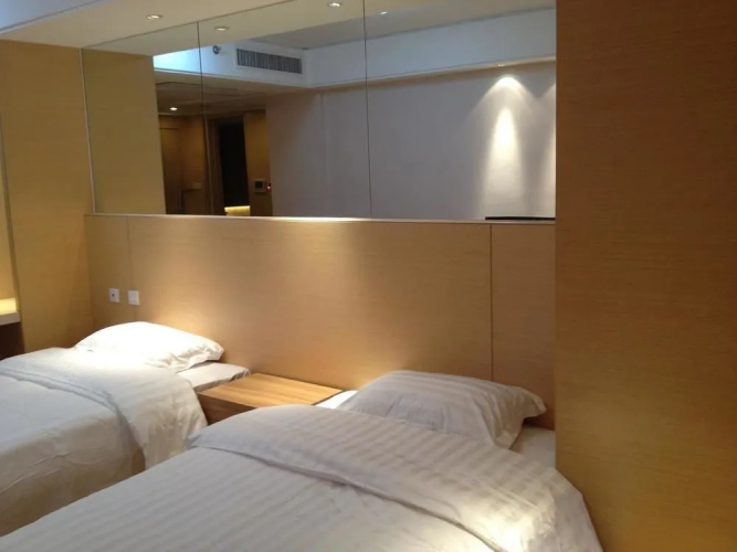 Estin International Apartment