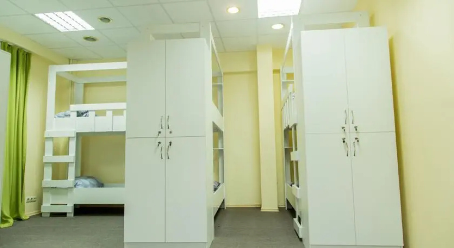 Super Hostel 2