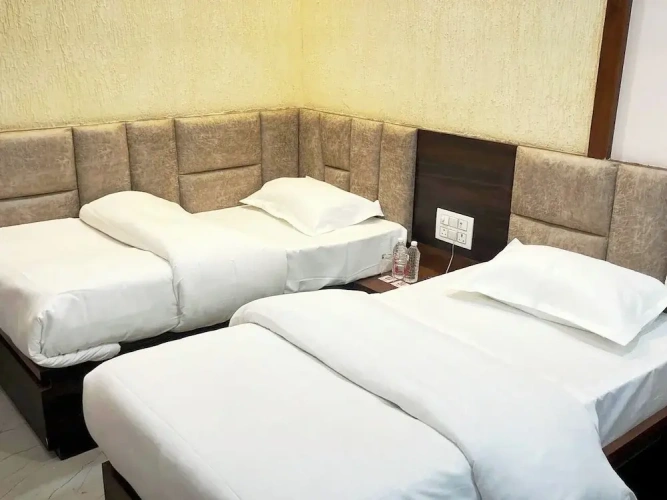 Deluxe Double room with courtyard view