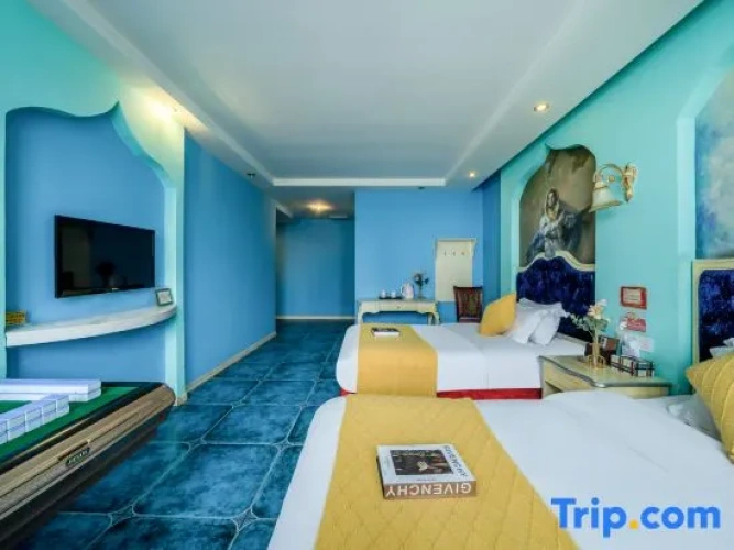 Deluxe Quadruple room