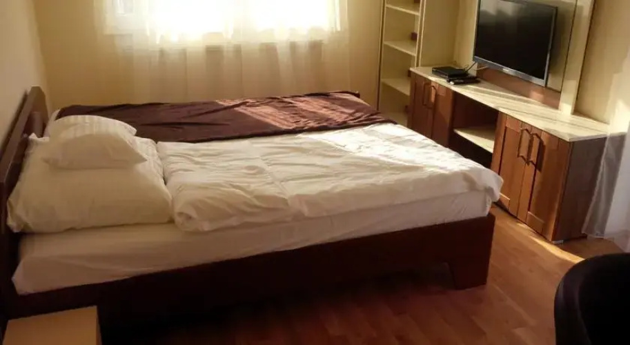 Speiz Apartmanhaz