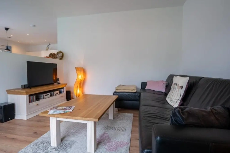 2 Bedrooms Cottage
