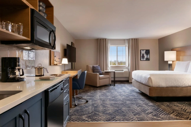 Quadruple Suite
