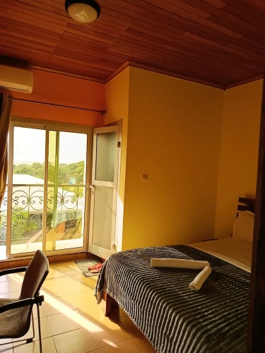 Standard Double room with balcony and with partial ocean view
