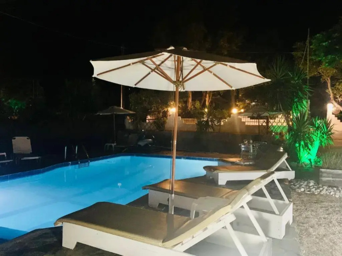 Skopelos Inn