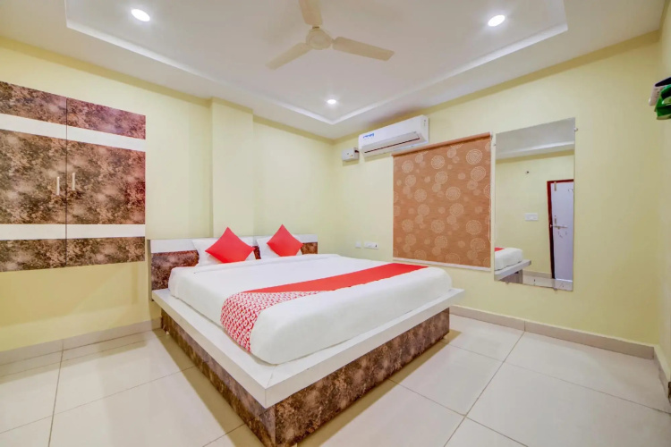 KSL Deluxe Guest House