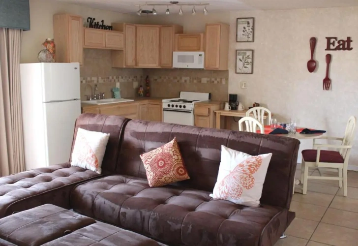 1 Bedroom Suite