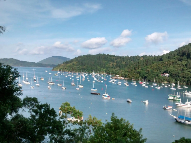 Ubatuba Surf Suites