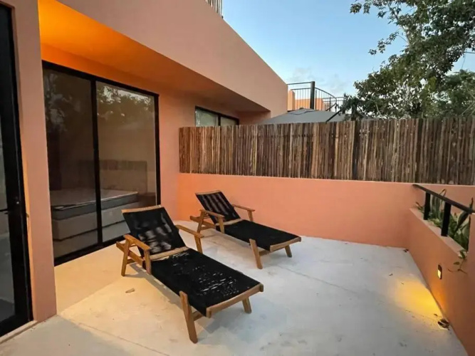 18 Luxury House with pool, 3 BDS,Aldea Savia