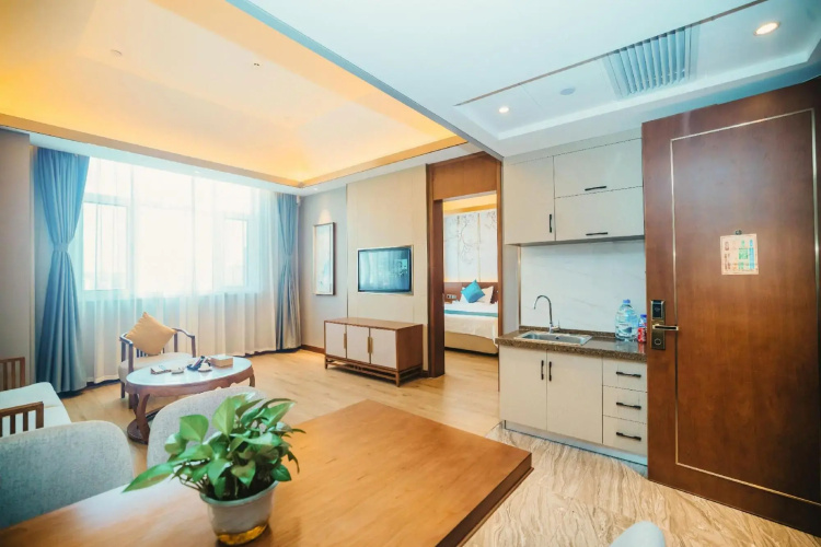 Jinhe Hotel