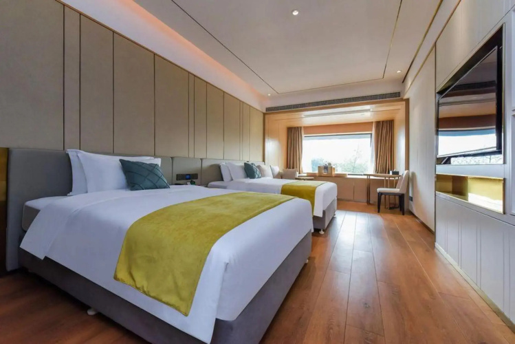 Chongqing Jingbo Hotel