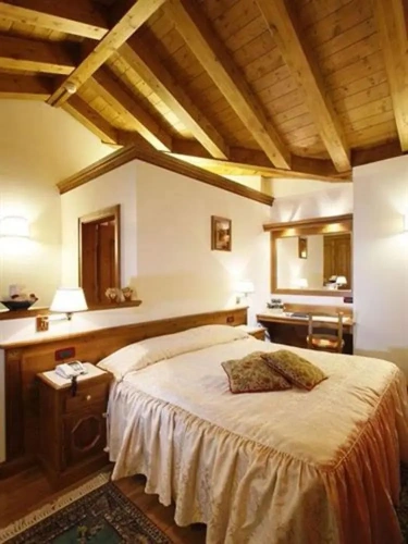 Comfort Double room with balcony and with mountain view
