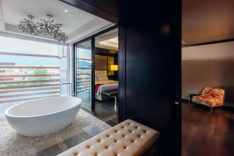 Premier Suite