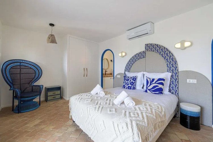 Charming Flat in a Provencal Villa - 2p