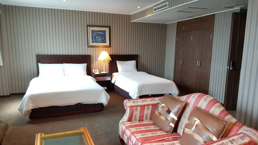 Hotel AIRPORT