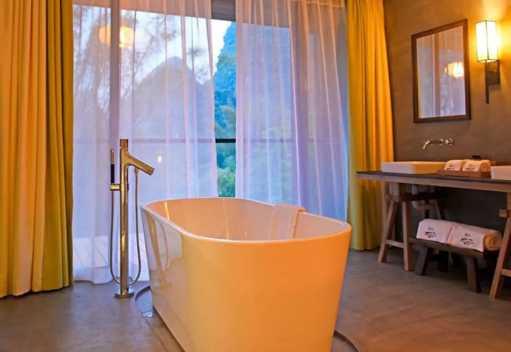 Heart Dweller Hotel