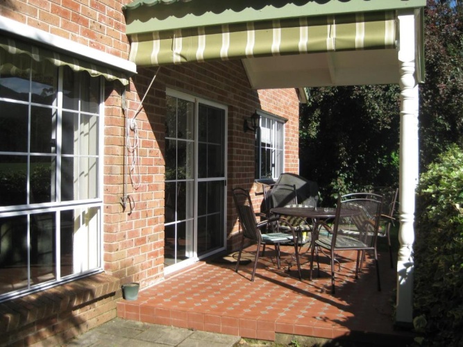 2 Bedrooms Cottage